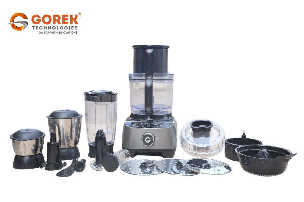 Robot culinaire électrique multifonction 1300 W avec extracteur de jus, mixeur et broyeur, bols en acier inoxydable, application de contrôle, format compact.