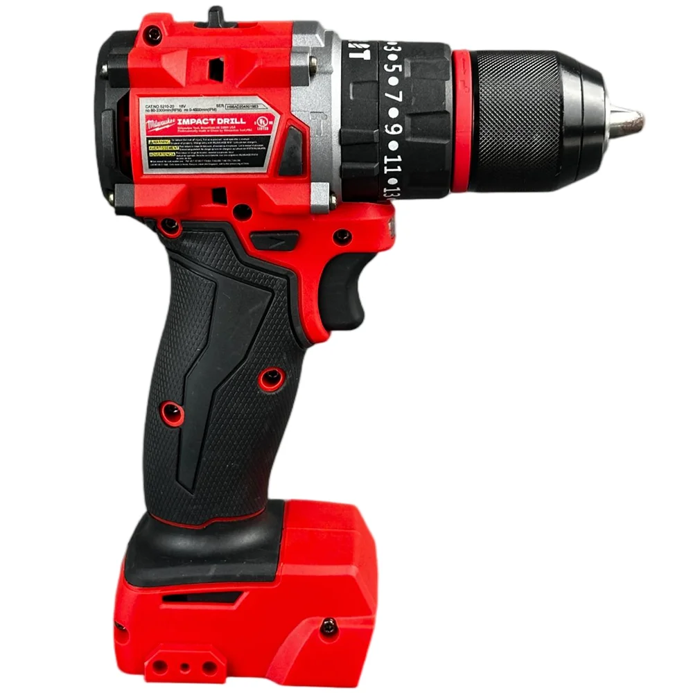 Perceuse Milwaukee M18 FUEL Sans Fil | 13 mm, Compacte, Maniable et Idéale pour Travaux Intérieur & Extérieur