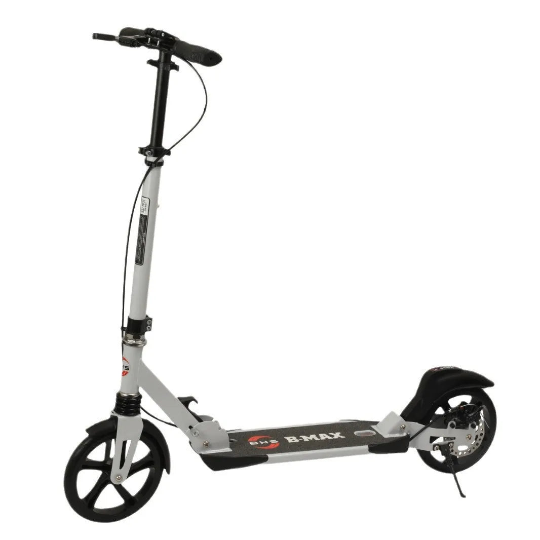 Trottinette à deux roues pour utilisation en agence de voyages, trottinette pour enfants