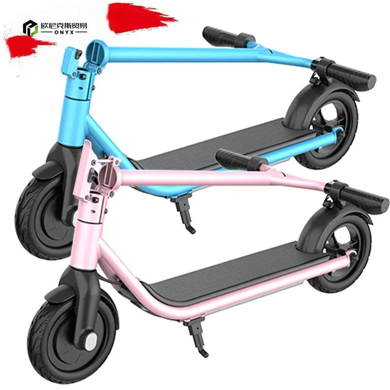 Trottinette électrique ONYX Safe pour enfants (hauteur sous guidon : 103 cm, vitesse maximale : 15 km/h), musique intégrée et lumières LED. Idée cadeau pour enfants.
