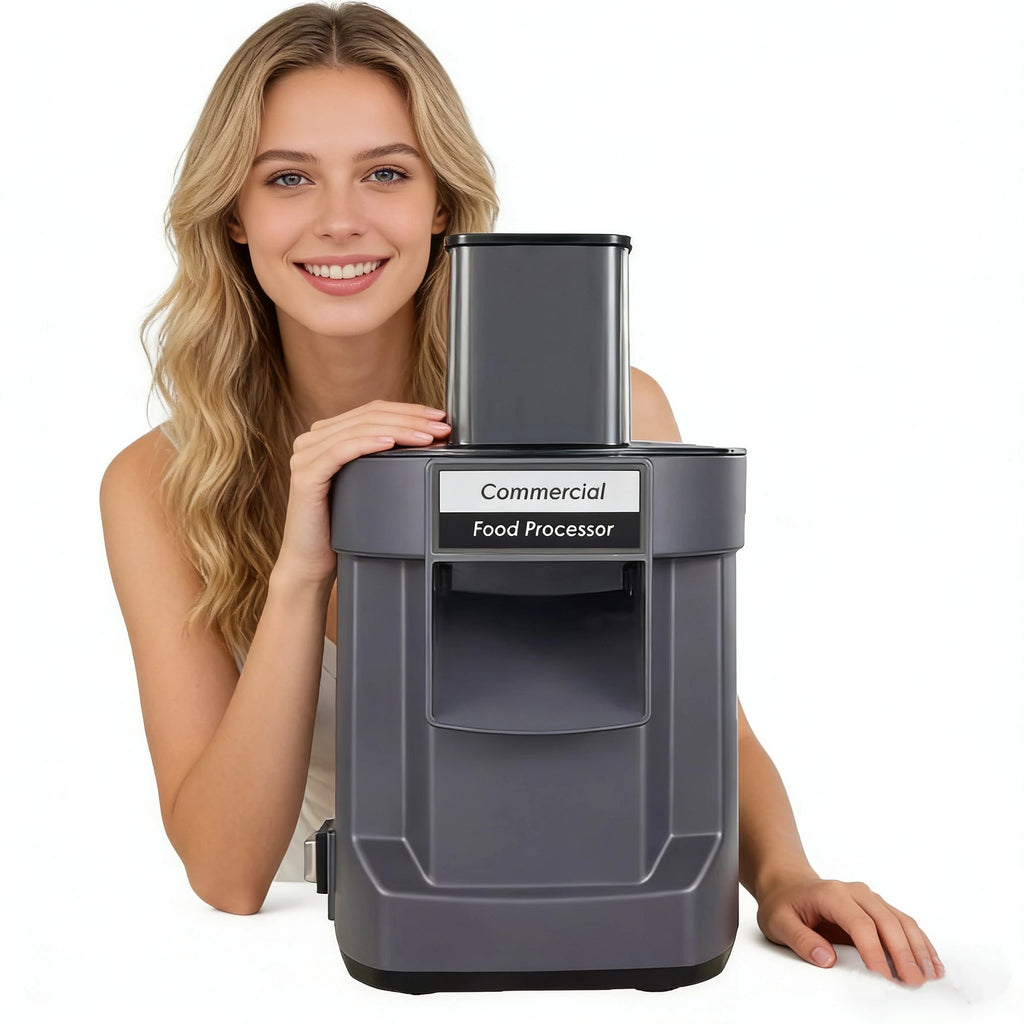 Robot culinaire multifonctionnel pour usage domestique et professionnel, capable de couper, râper et trancher les aliments.
