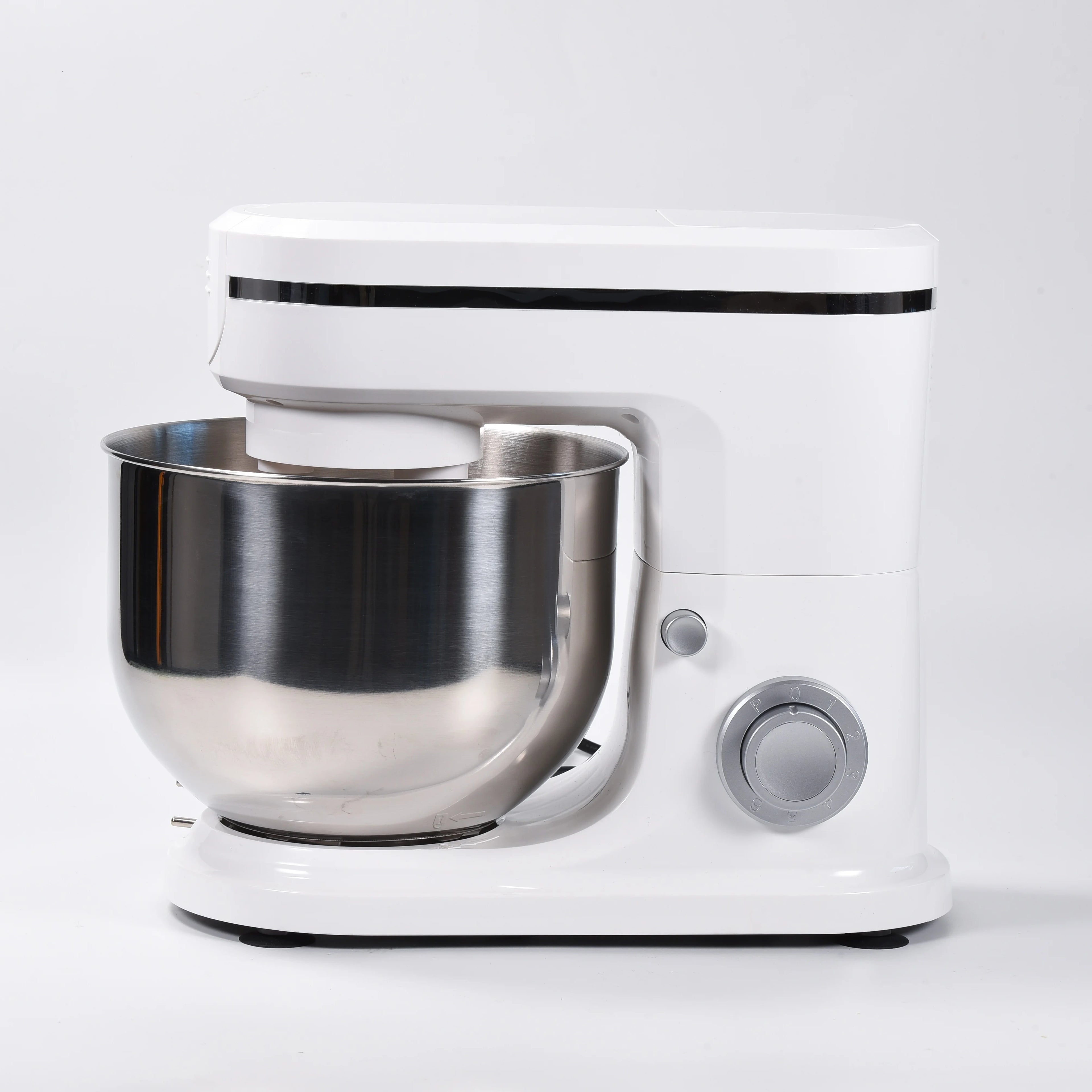 Robot pâtissier 1500 W en acier inoxydable avec batteur à œufs et à lait, capacité de 6 L, idéal pour la préparation de la farine, du pain et des gâteaux.