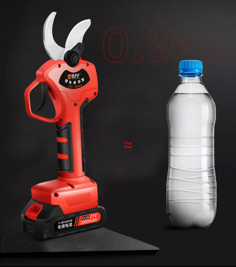 Sécateur électrique portable sans fil DD3339 pour la coupe des branches d'arbres sur perche, avec écran LED et longue portée.