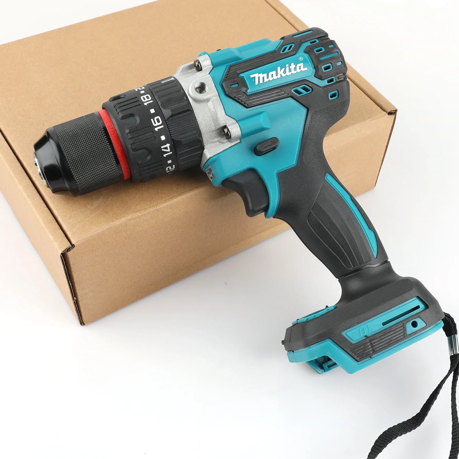 Perceuse à chocs électrique Makita DDF487 13 mm rouge et noire, sans balais, batterie lithium-ion 18 V, avec visseuse à couple élevé