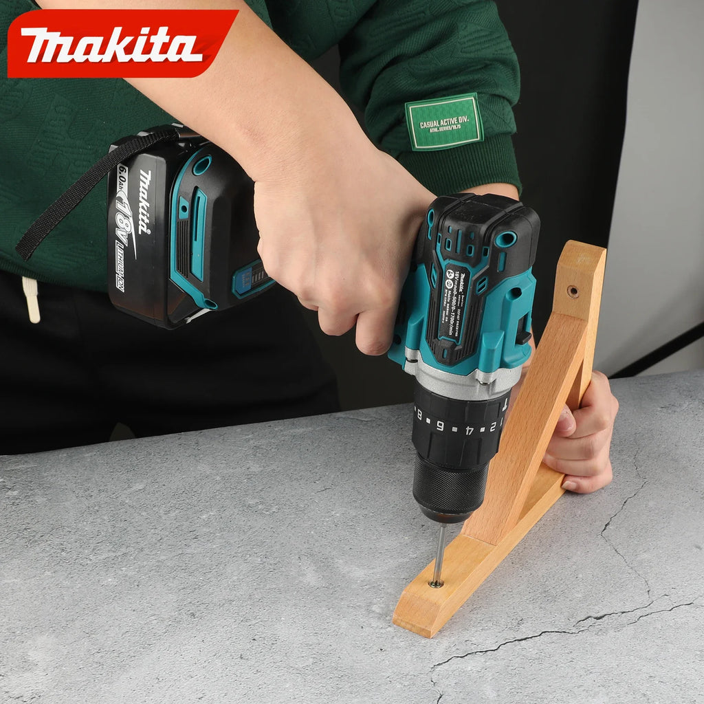 Perceuse à chocs électrique Makita DDF487 13 mm rouge et noire, sans balais, batterie lithium-ion 18 V, avec visseuse à couple élevé