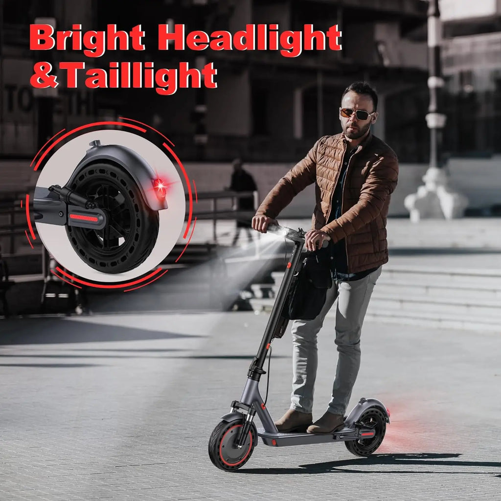 Trottinette électrique avec pneus alvéolés de 10 pouces, batterie 42 V 10,5 Ah, vitesse maximale de 35 km/h, autonomie maximale de 35 km, double freinage et suspension, contrôle via application.